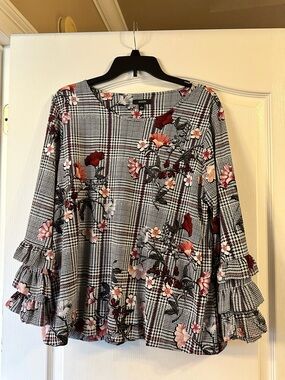 Alfani Black &White Plaid Top with Pink and Red Floral Print